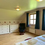 Flam Holiday Home شقة *