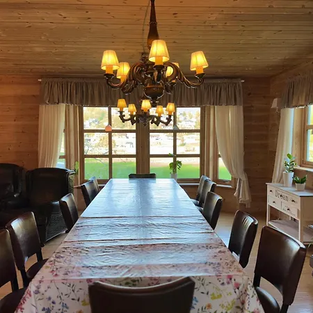 Flam Holiday Home *