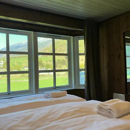 Апартаменты Flam Holiday Home