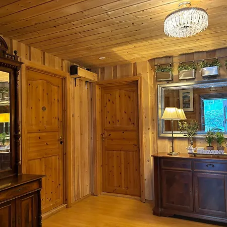 Flam Holiday Home * Флам